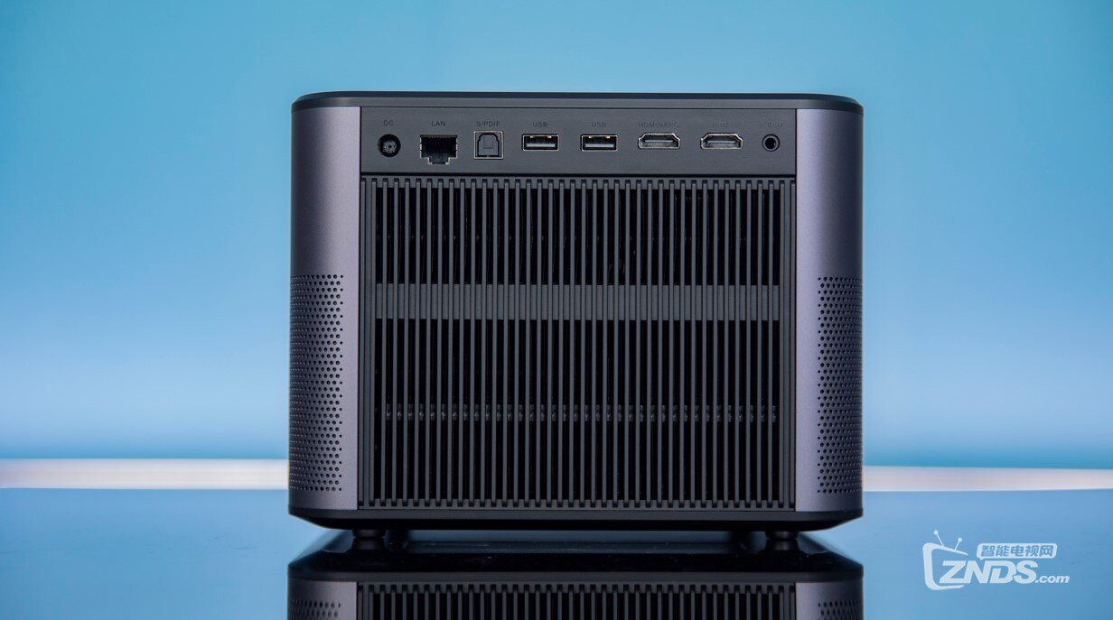 当贝f5投影仪评测亮度性能再升级领跑大屏新体验