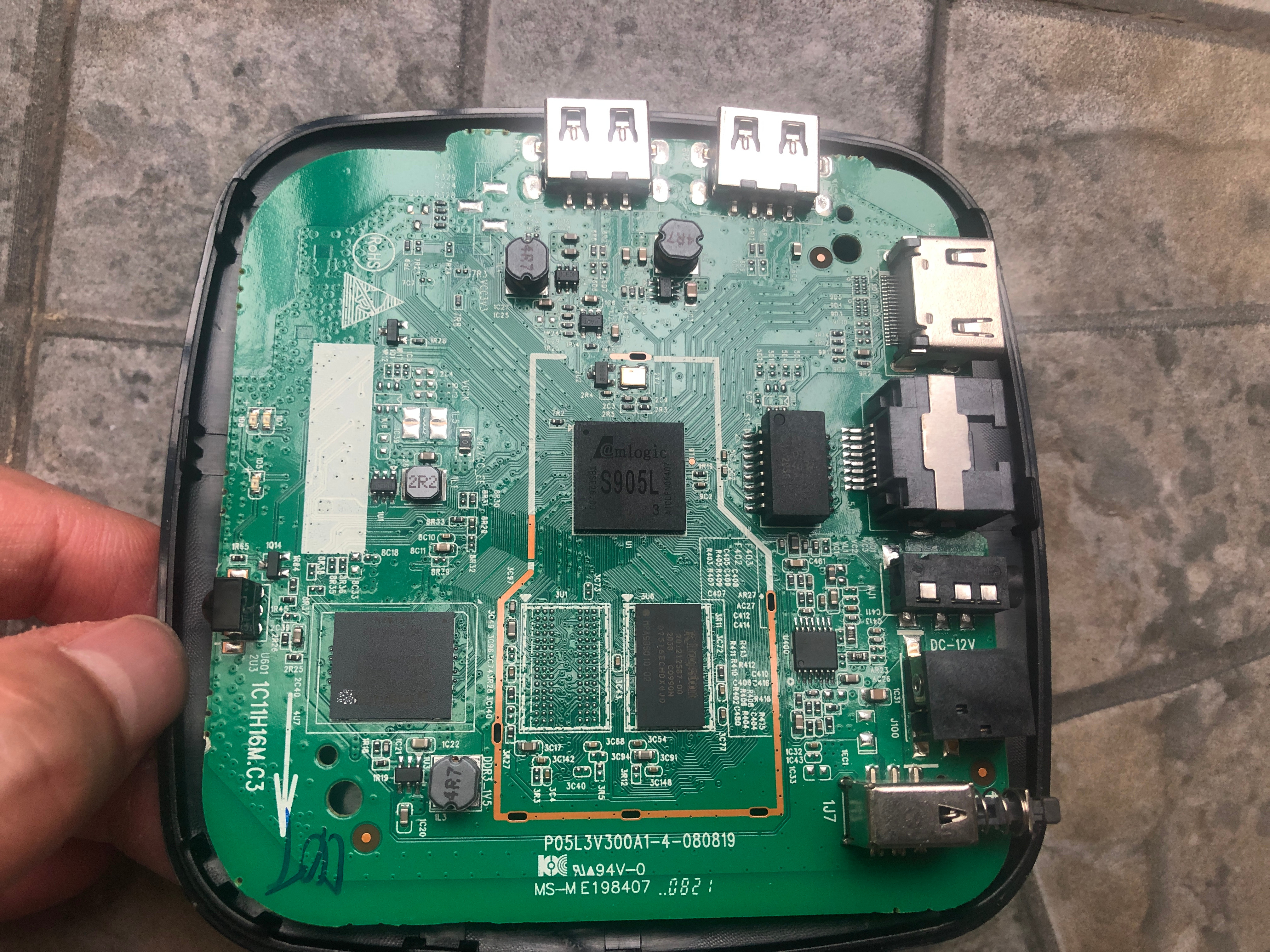 大哥给一个广东mgv2000s905l3mt7661盒子刷机包