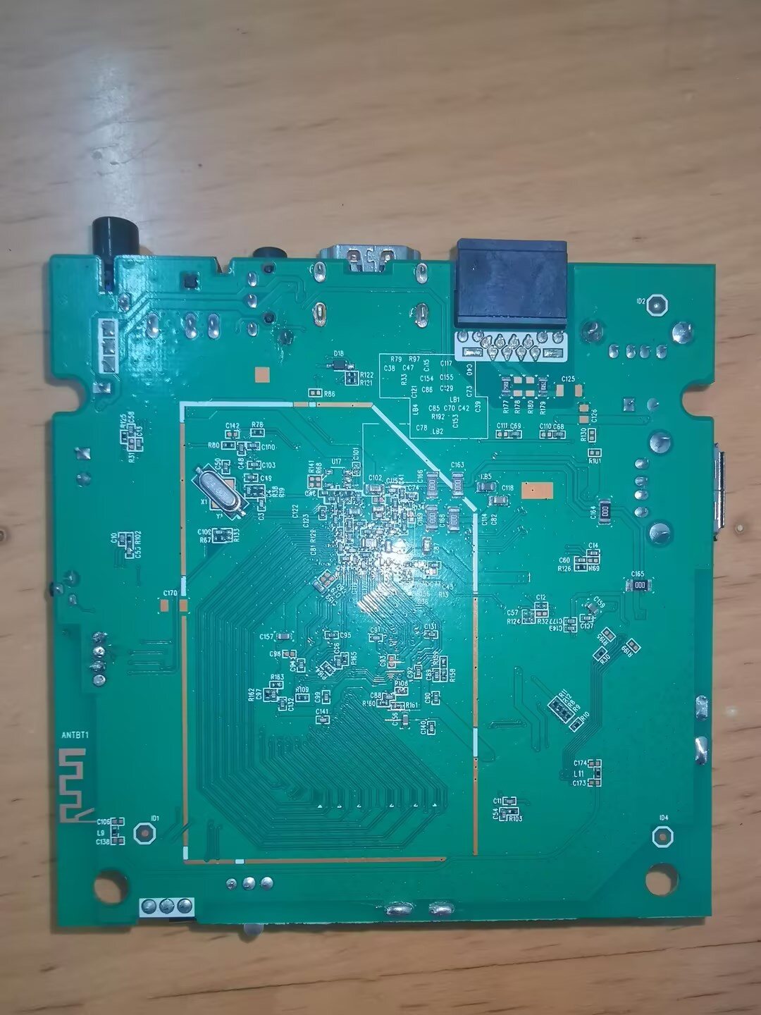 新魔百和M301H黑砖求救求代工厂家名称