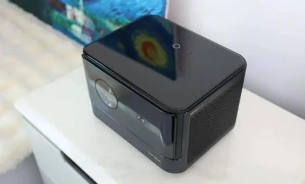 当贝X5 Ultra激光投影