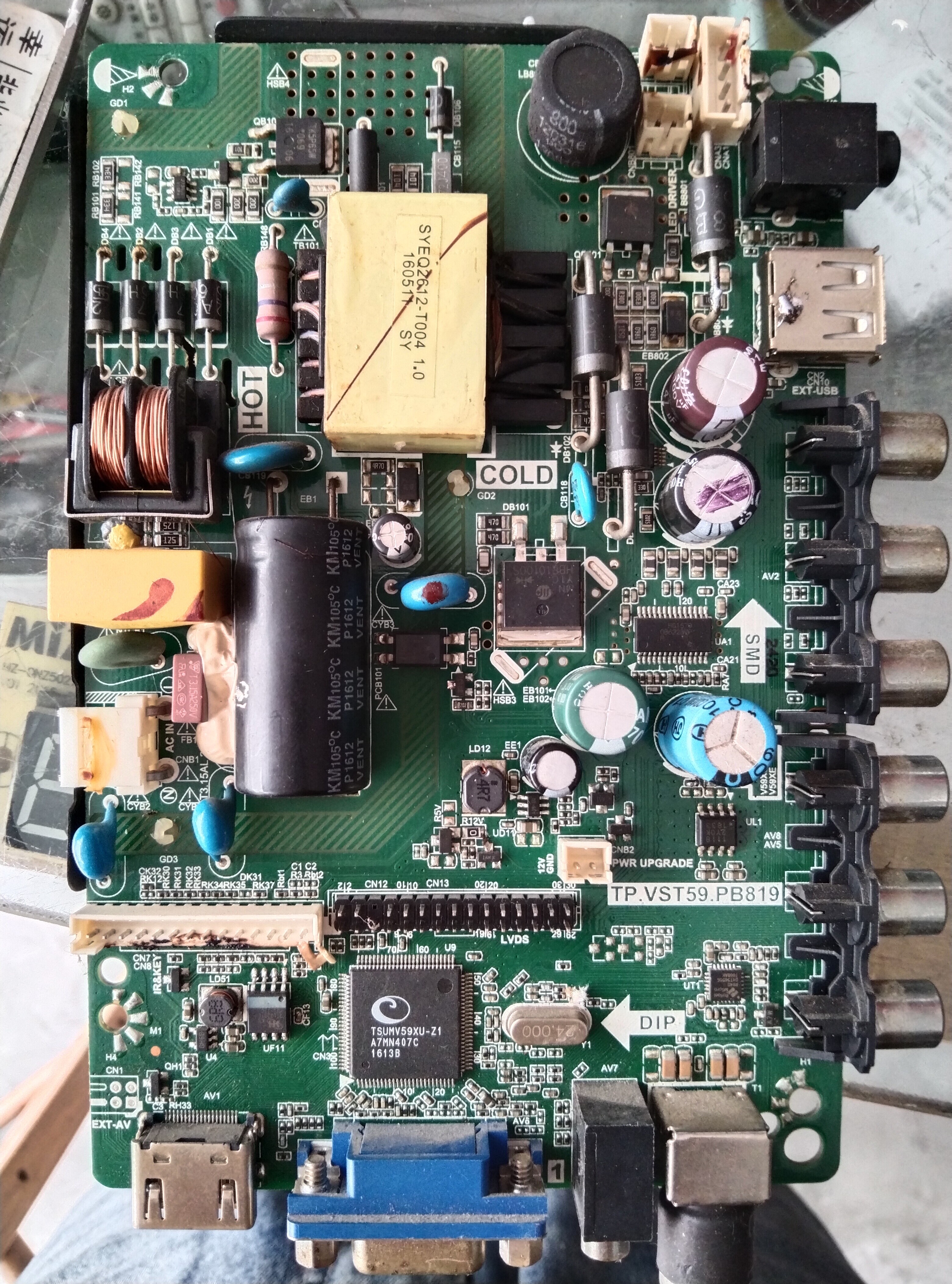 TP.VST59.PB819 芯片 TSUMV59XU-Z1 25Q32  32寸 不带网络