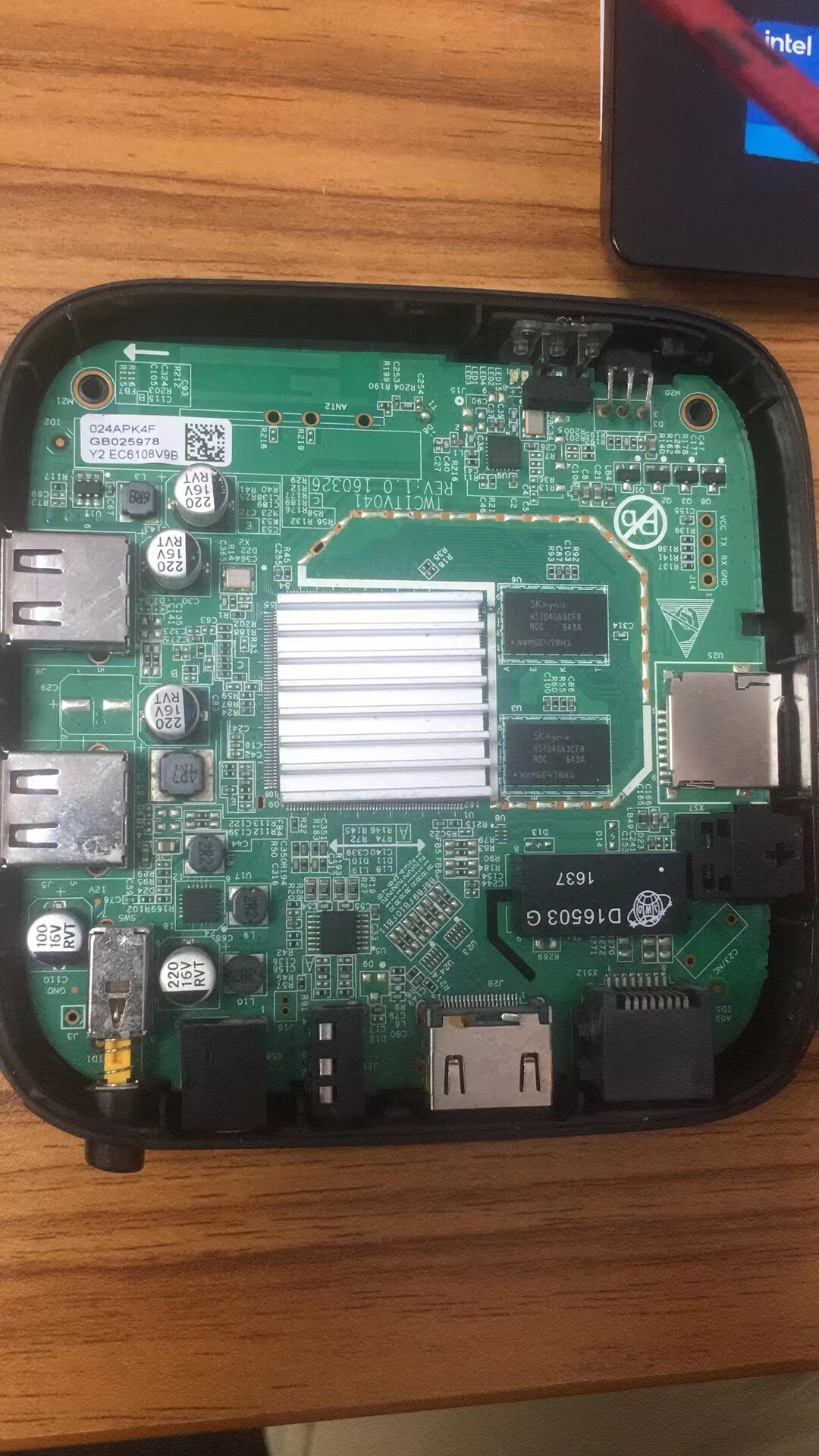 拆开盖子内部.jpg