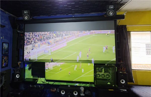 买电视还是投影仪？当贝S7 Ultra Max对比电视家庭影院效果