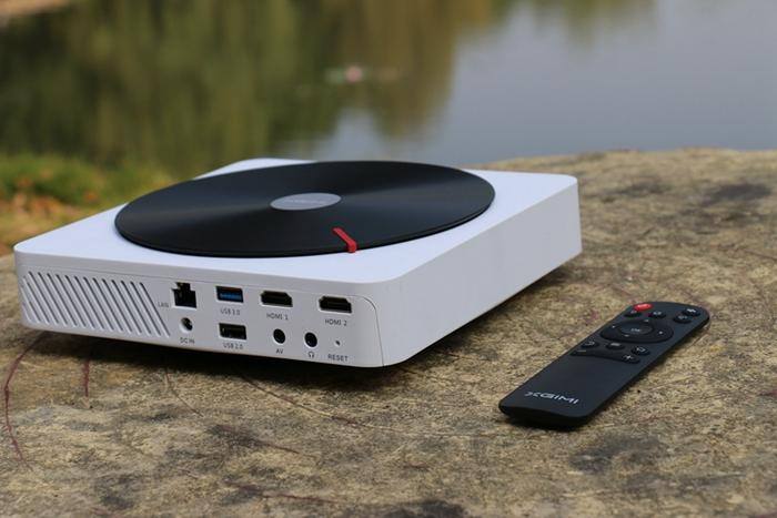 年轻人开始抛弃投影仪，结合我自己的经历聊两句