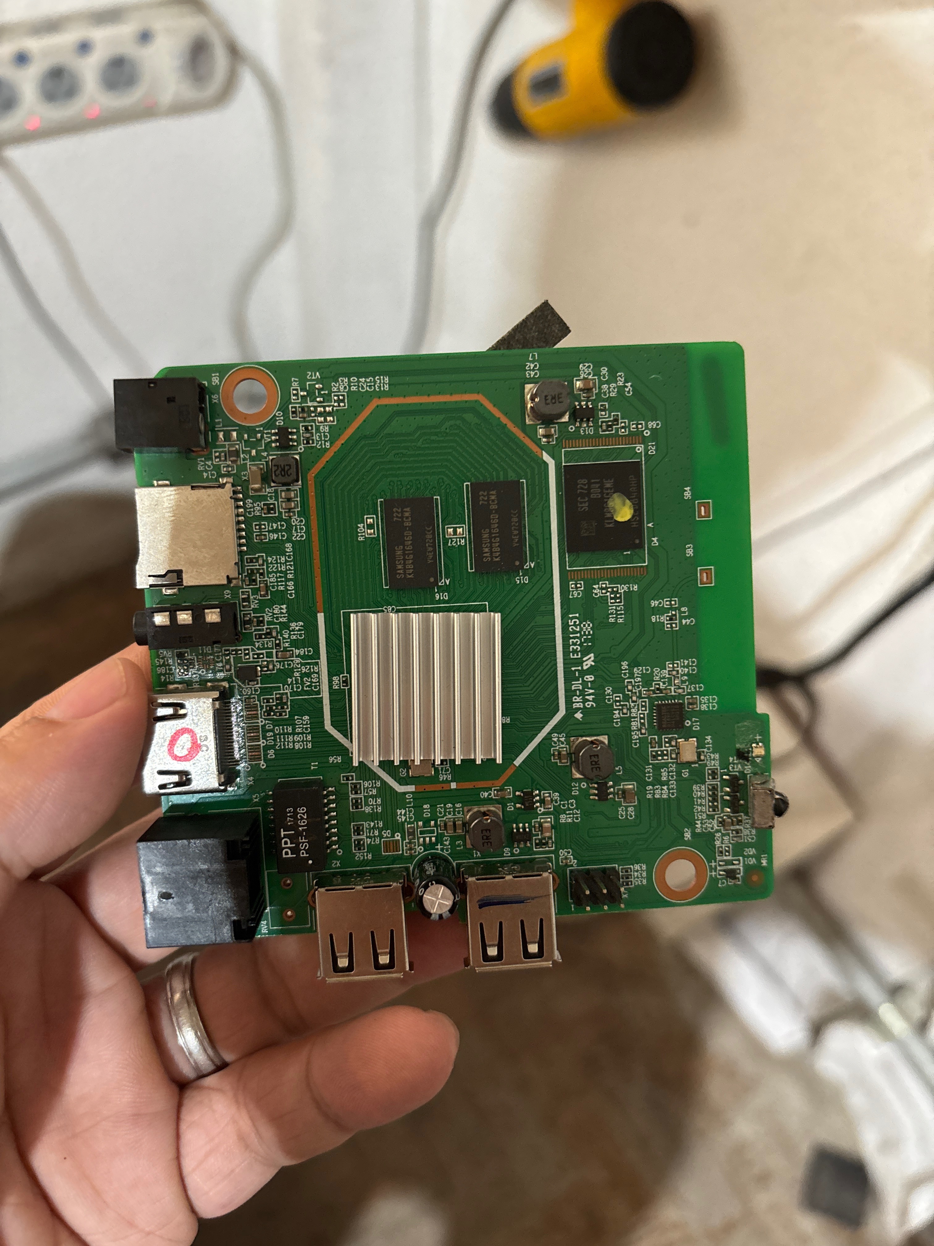 S905  AMLOGIC P201 1G